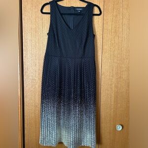 Roz and Ali Cocktail Dress Size 8 Black Gold Ombre Lace Overlay